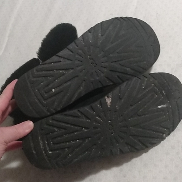 Ugg Bailey black boots - Picture 3 of 10